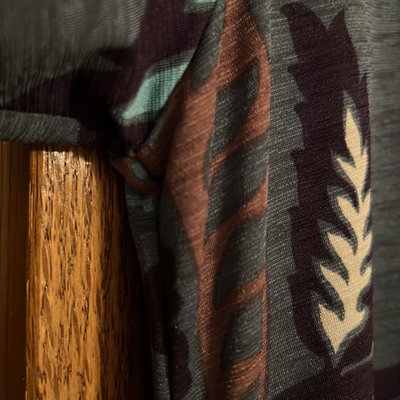 Multi colored tunic top - Picture 6 of 6